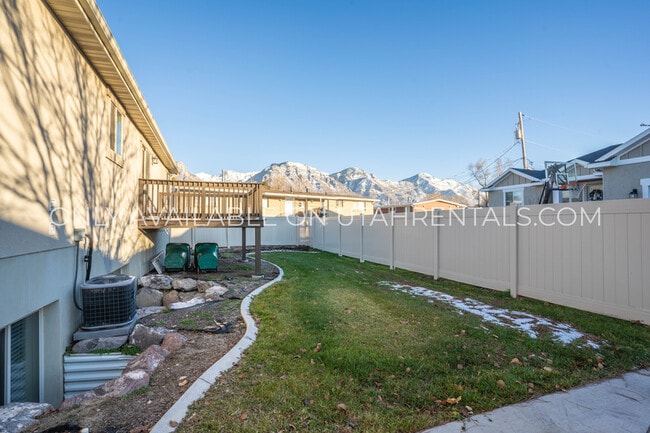 Foto del edificio - 698 1600 S