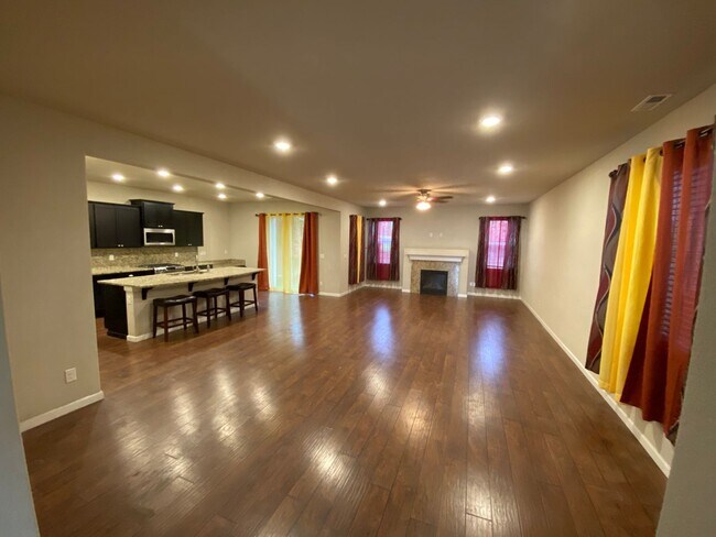 Foto del edificio - 3344 Juno Ct NE