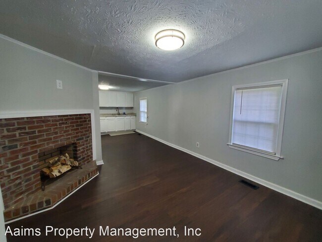 Building Photo - 2 br, 1 bath House - 2073 Goins Drive
