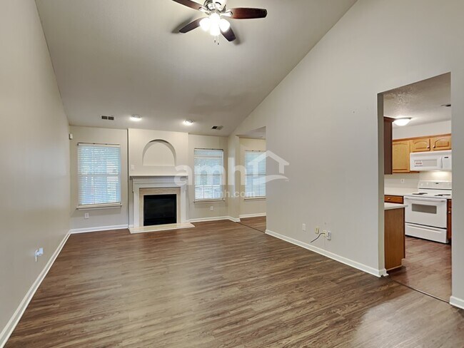 Building Photo - 3224 Blue Finch Lane
