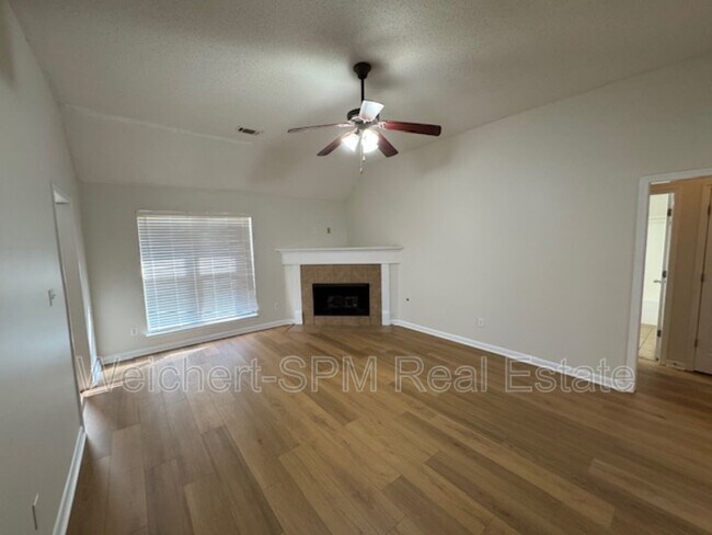 Foto del edificio - 10 Stockton Cove