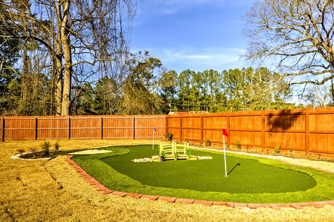 Fenced backyard - 3890 Kemp Ridge Rd NW