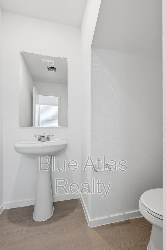 Foto del edificio - 12157 Steeplechase Dr