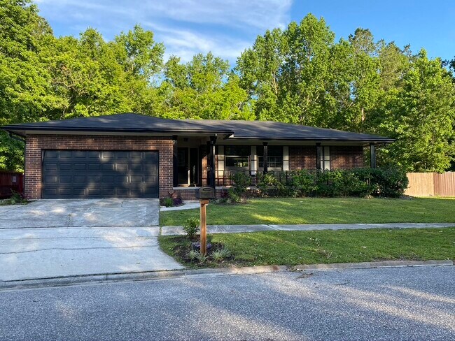 Building Photo - 8625 E Beechfern Ln