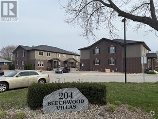 Building Photo - 204 Beechwood Dr