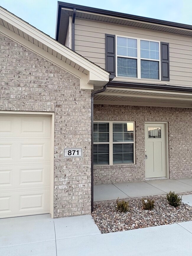 Foto del edificio - 871 Rodeo Ln