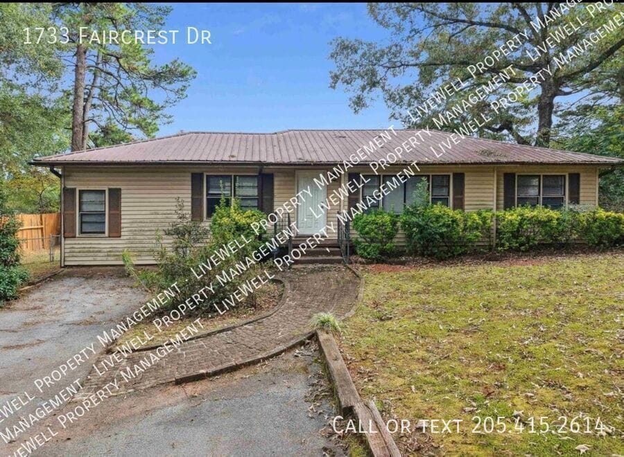 Foto del edificio - 1733 Faircrest Dr