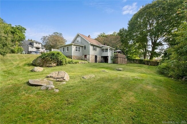 Foto del edificio - 6 East St