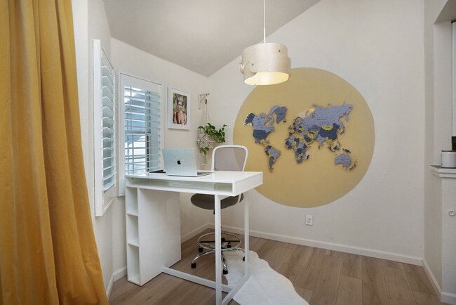Building Photo - 7750 Canyon Meadow Cir