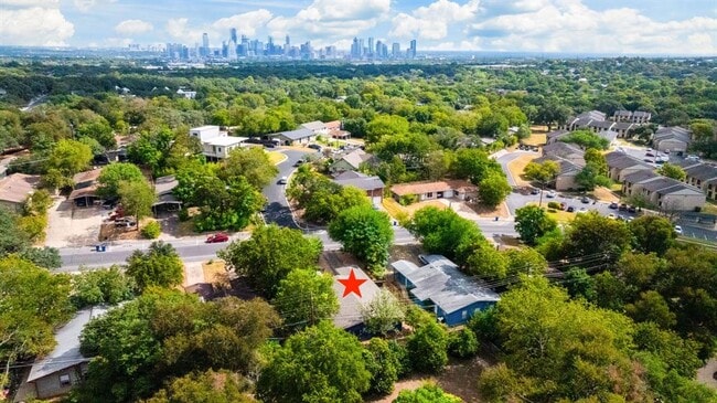 Building Photo - 3508 Southridge Dr