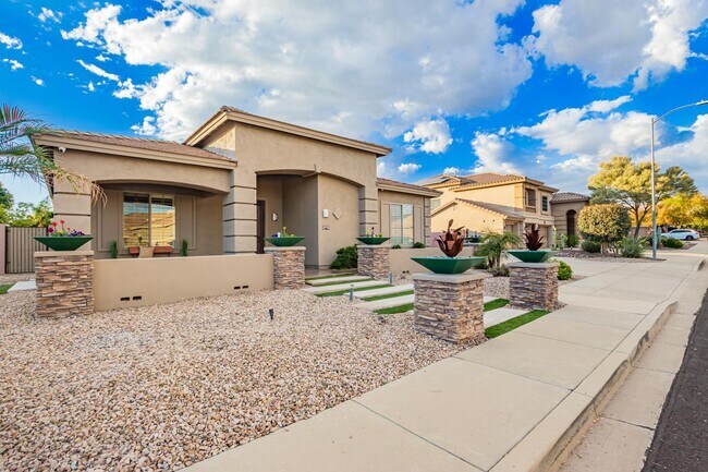 Foto del edificio - 27414 N 22nd Ln