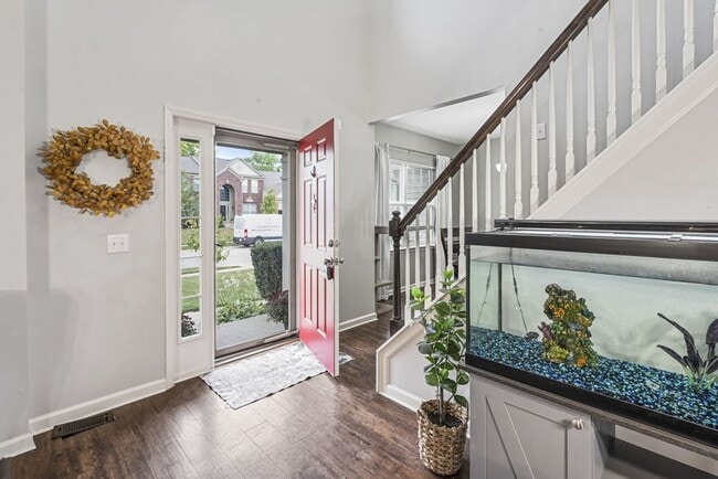 Building Photo - Luxurious 4-Bedroom Furnished Home in West...