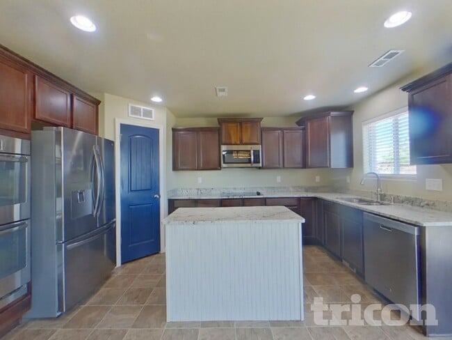 Building Photo - 8357 Needle Drop Ct