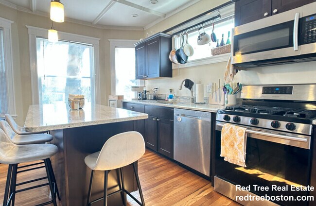 Building Photo - 3 Glenley Ter