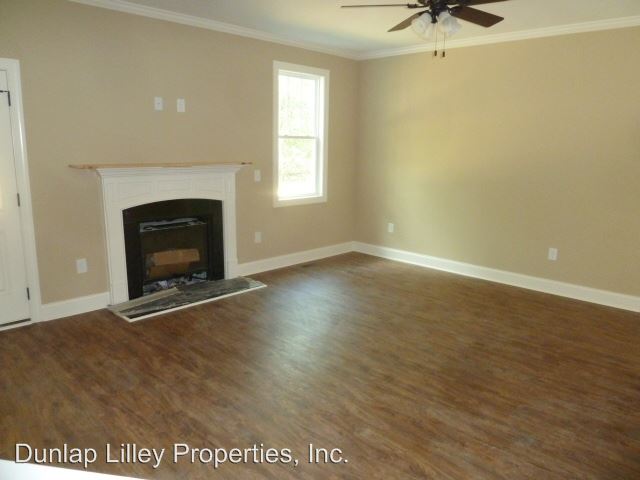 Foto del edificio - 4804 Hillsborough Rd