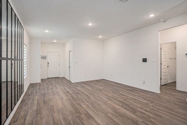 Building Photo - 4422 Chandler Rd