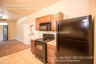 Building Photo - 2754 Madison Ave