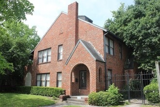Building Photo - 4412 Stanford St