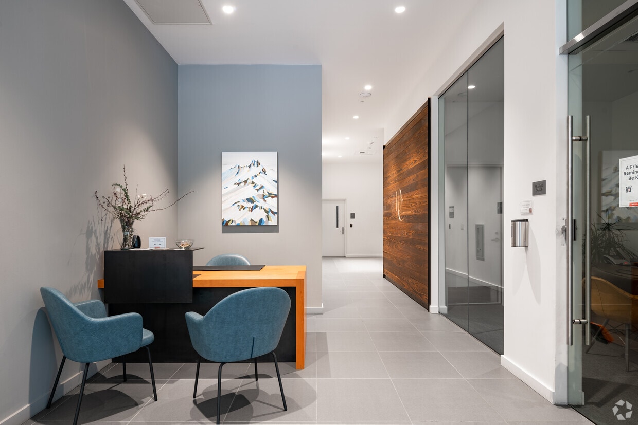 10 Clay Apartments Apartments in Seattle, WA