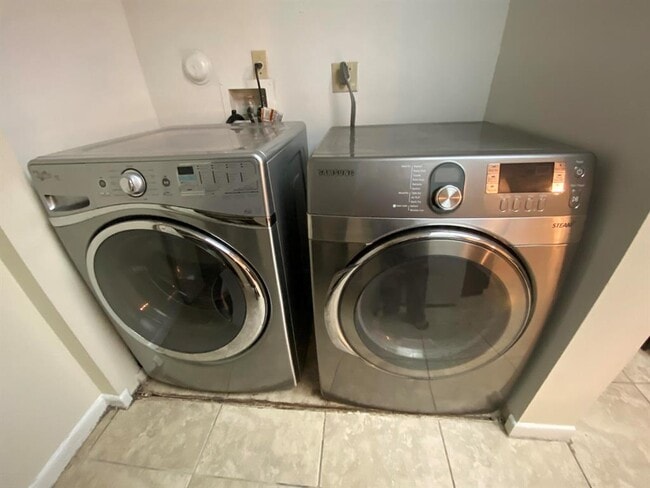 Building Photo - 9022 W Atlantic Blvd