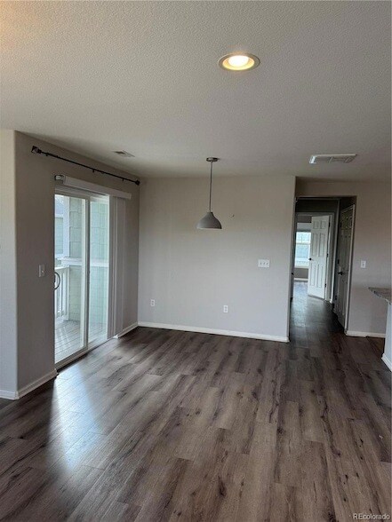 Foto del edificio - 17227 Waterhouse Cir