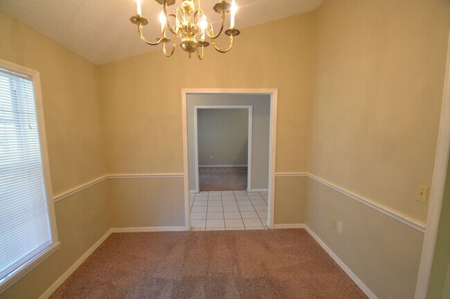 Foto del edificio - 5815 Buck Run Dr