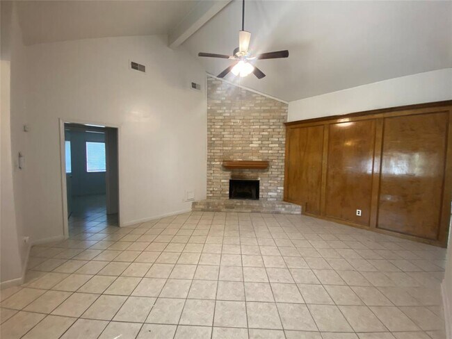 Building Photo - 6611 Readsland Ln