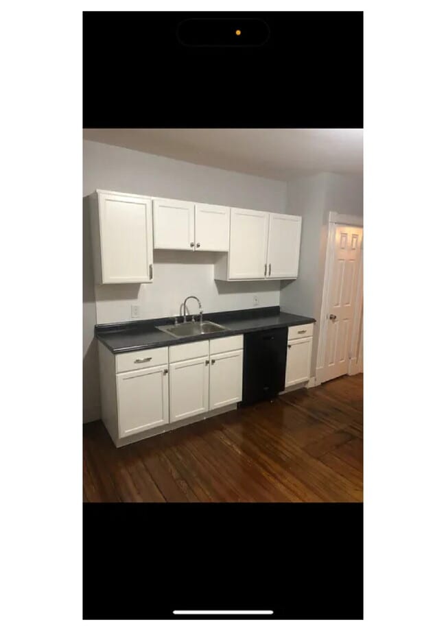 Photo - 2 Bedroom Apartment Available in Springfield, MA
