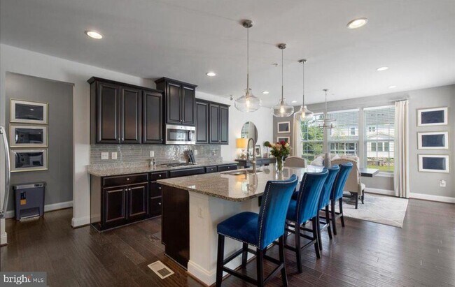 Building Photo - 14211 Tulip Reach Ct