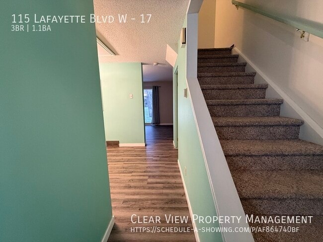 Photo du bâtiment - ?? 3 Bedroom Townhouse Near the University – Utilities Included!