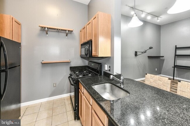 Building Photo - 355 I St SW