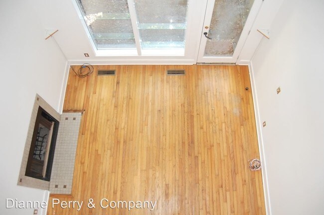 Building Photo - 2 br, 1.5 bath House - 29 S. Front St. B