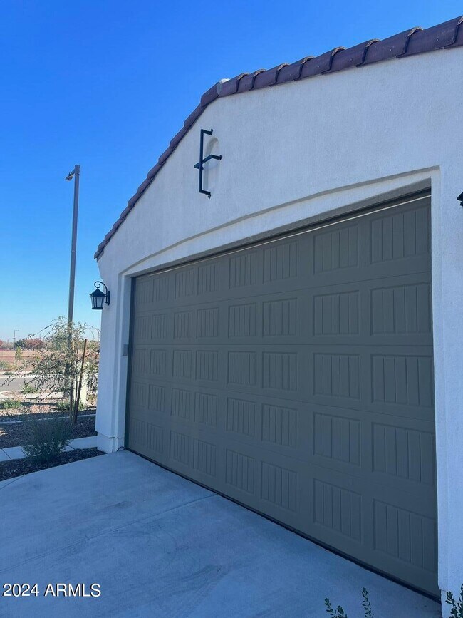 Foto del edificio - 14649 W Dreyfus St