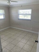 Building Photo - 724 Sesame Ct