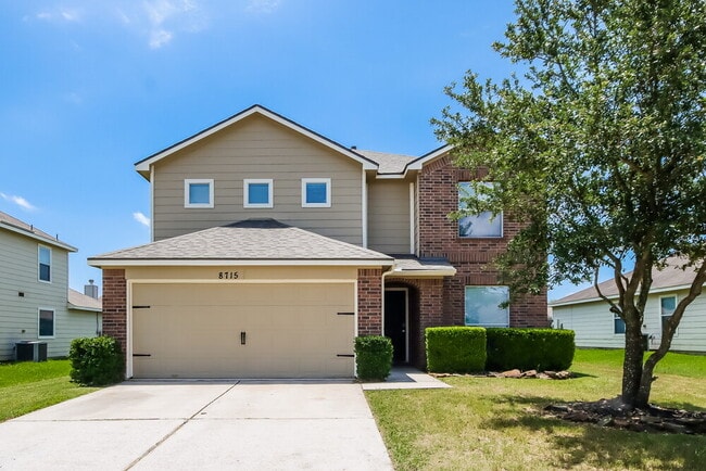 Building Photo - 8715 Sunset Pond Dr