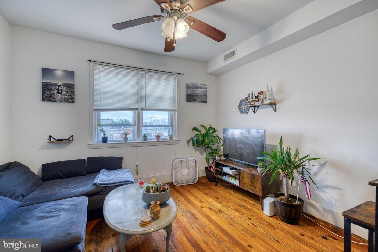 Foto principal - 2027 S 3rd St