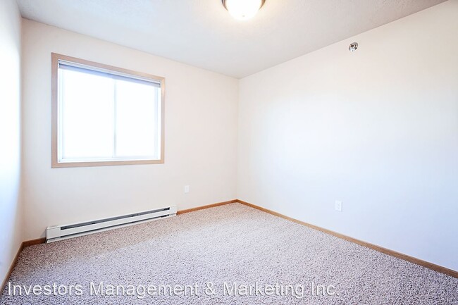 Foto del edificio - 3800 2nd St NE