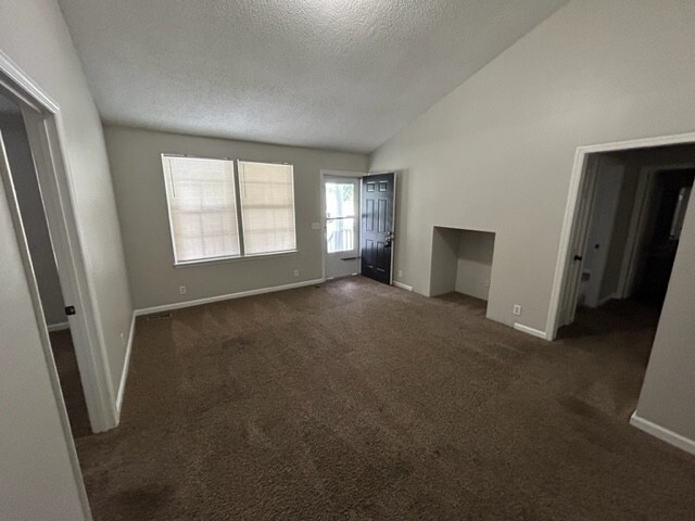 Building Photo - 401 Josephine Ct