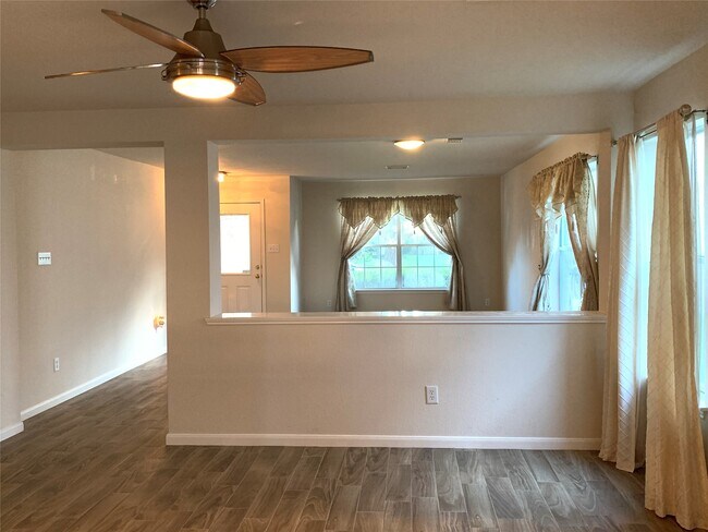 Foto del edificio - 3526 George Washington Ln
