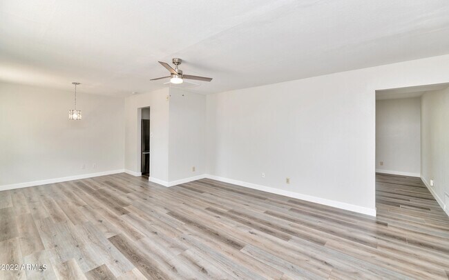 Building Photo - 8444 E Plaza Ave