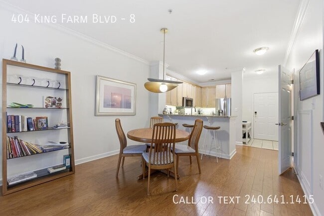 Foto del edificio - 404 King Farm Blvd