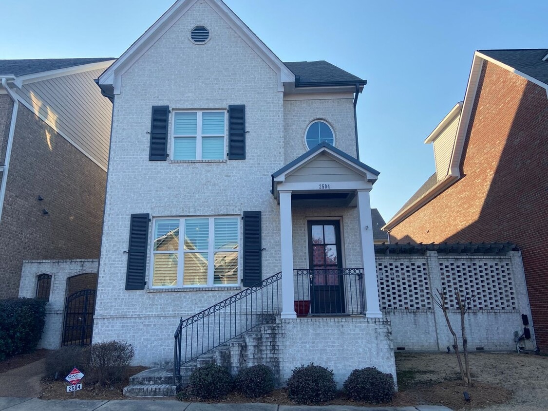 4BR/4.5BA Furnished Townhome For Rent - 4BR/4.5BA Furnished Townhome For Rent