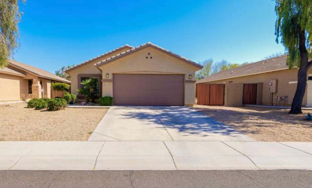 Primary Photo - 17233 W Banff Ln