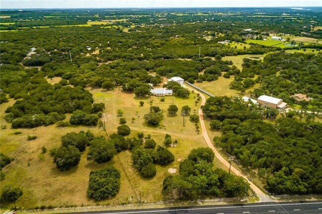 Foto del edificio - 5730 Highway 183