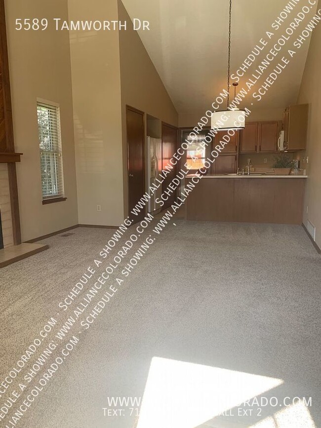 Building Photo - 5589 Tamworth Dr