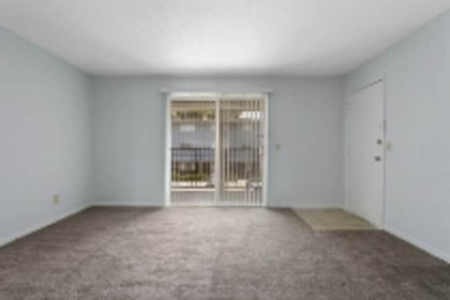 Building Photo - 425 W 87 Pl