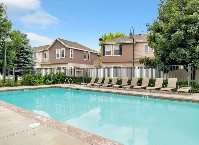 Photo - Bright 3-Bed, 2-Bath Condo with Mountain Views & Community Amenities