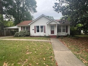 Building Photo - 3220 Beech St