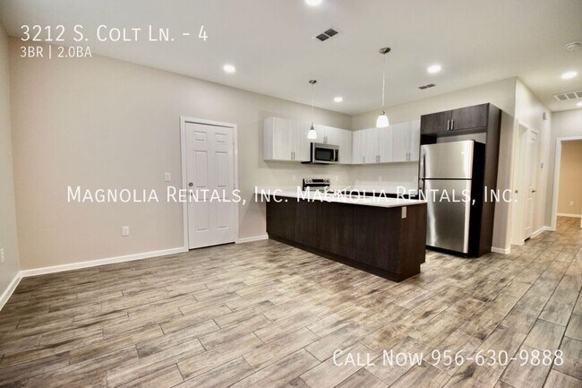 Building Photo - 3 Bed 2 Bath in Edinburg