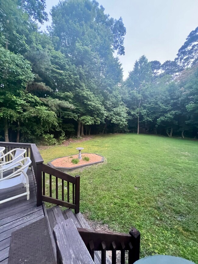 Foto del edificio - 22232 Haynes Ln